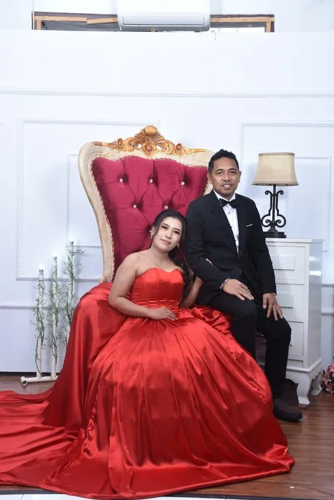 Foto sampul undangan Yati & Septimus
