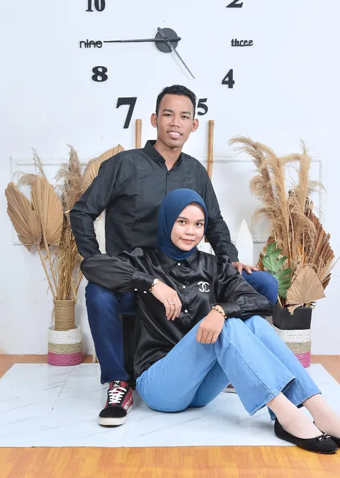 Foto sampul undangan M & W