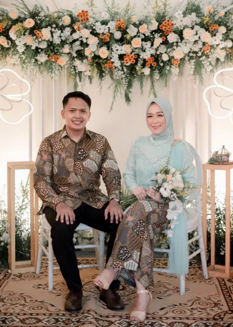 Foto sampul undangan Yayi & Fian