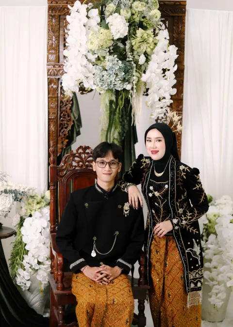 Foto sampul undangan Rakha & Meyyfa