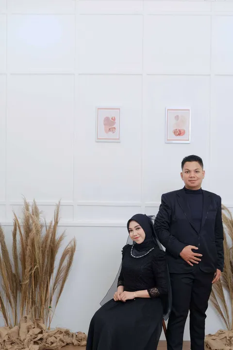 Foto sampul undangan Myla & Rizky