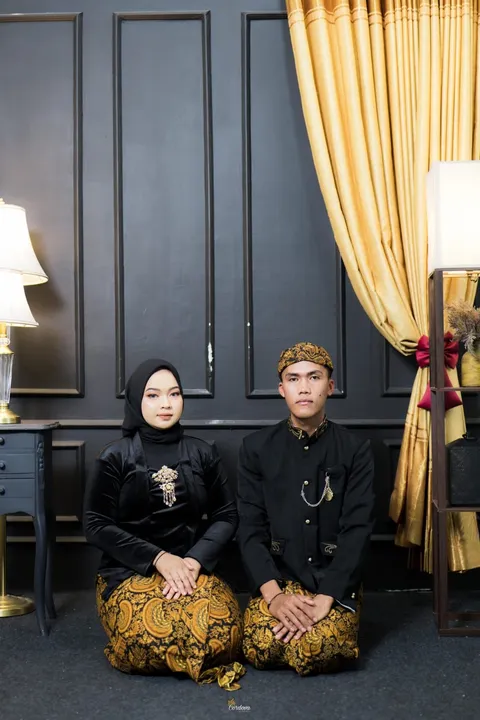 Foto sampul undangan Nila & Ifnu