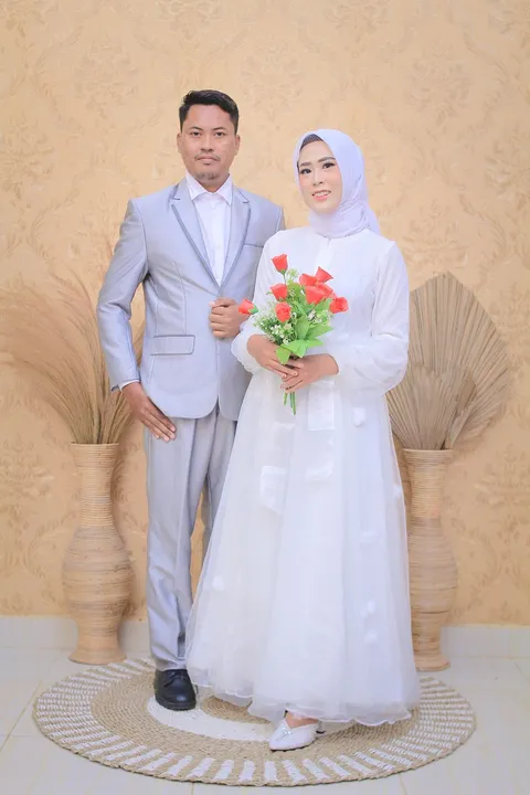 Foto sampul undangan Hendi & Tia