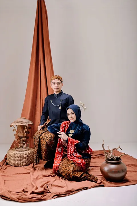 Foto sampul undangan Faisal & Salma