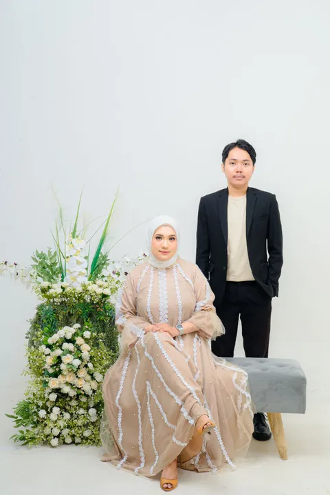 Foto sampul undangan Patri & Thafana