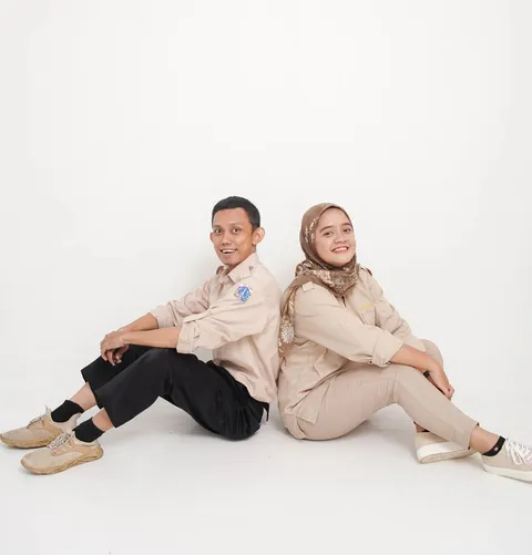 Foto sampul undangan Hanifah & Abhi