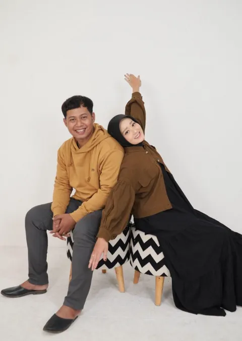 Foto sampul undangan Bikha & Aris