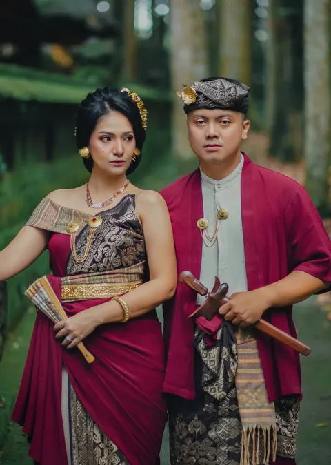 Foto sampul undangan Yogi & Celcillia