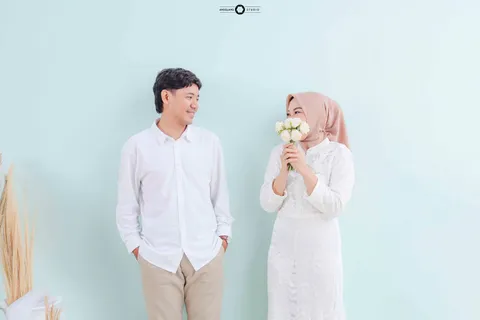 Foto sampul undangan Januar & Rika