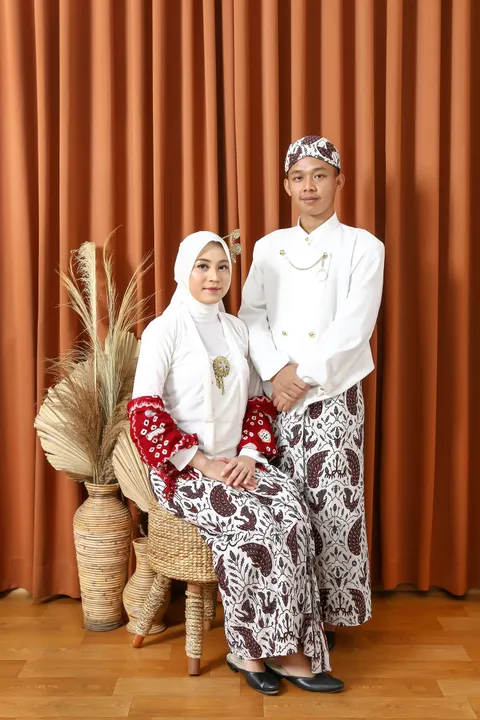 Foto sampul undangan Dewi & Ahmad