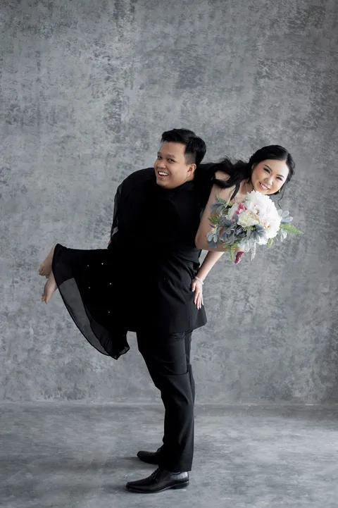 Foto sampul undangan Jennifer & Robi