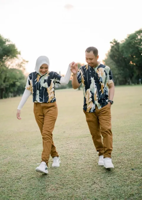 Foto sampul undangan Ady & July