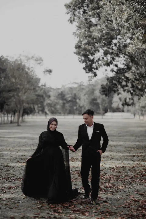 Foto sampul undangan Mario & Rara