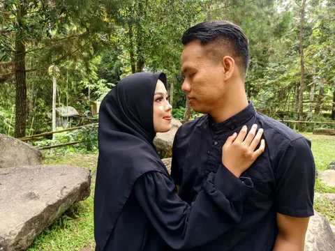 Foto sampul undangan Obot & Memey