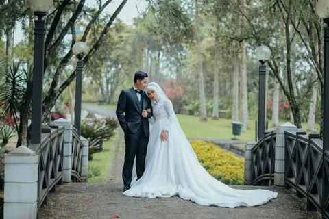 Foto sampul undangan Charis & Nur