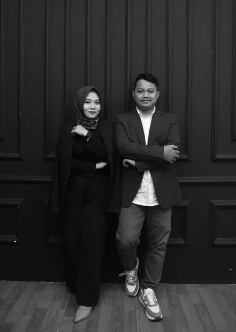 Foto sampul undangan Muallifah & Arik Abd. Muhyi