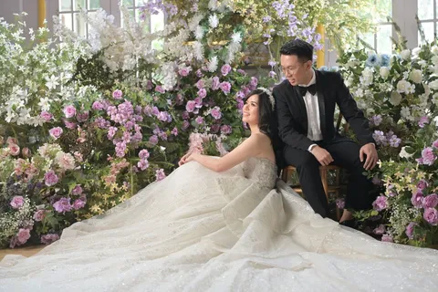 Foto sampul undangan Julita & Johnson