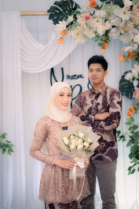 Foto sampul undangan Adip & Noza