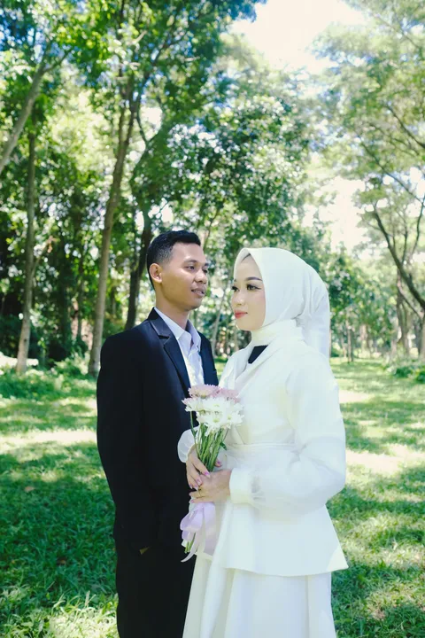 Foto sampul undangan Ela & Wahyu