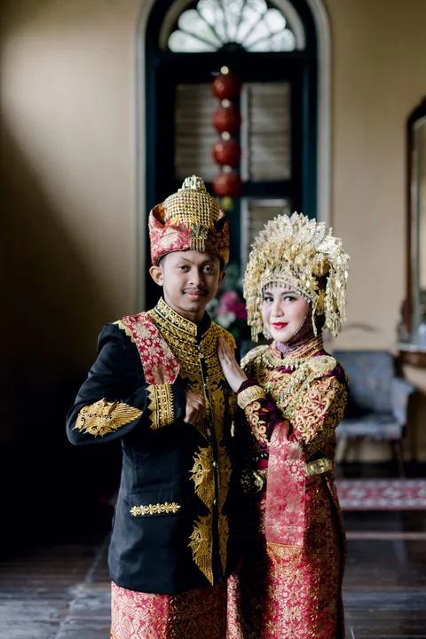 Foto sampul undangan Devalia & Iqbal