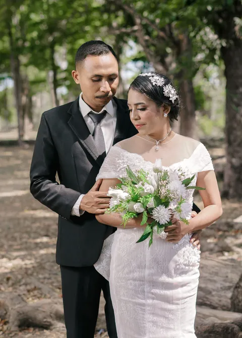 Foto sampul undangan Aryanti & Idho