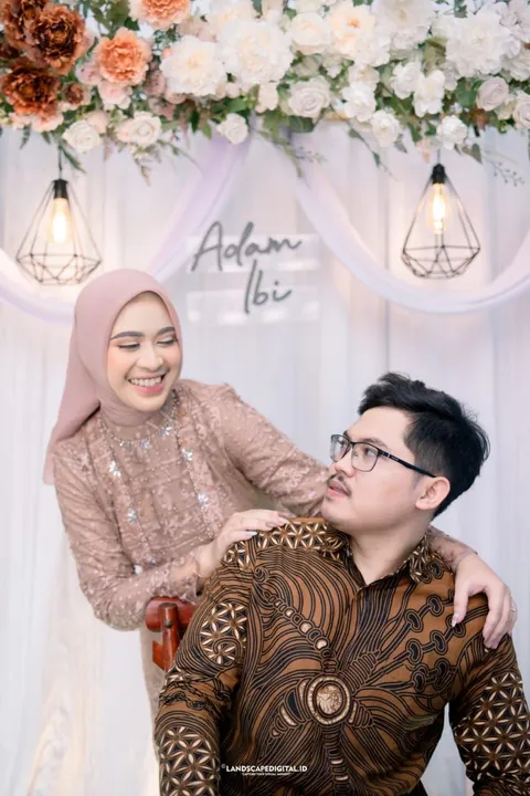Foto sampul undangan Ibi & Adam