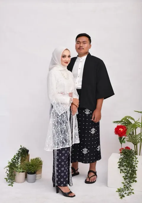 Foto sampul undangan Arif & Niar
