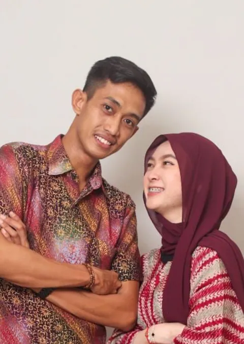 Foto sampul undangan Oesman & Rilla