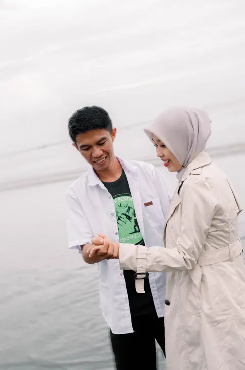 Foto sampul undangan Tiwi & Irfan