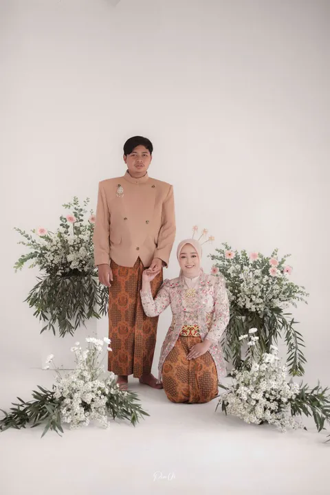 Foto sampul undangan Agus & Shavira