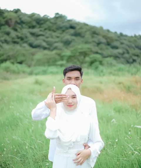Foto sampul undangan Rizal Zein Felani & Siti Nur Asriyah