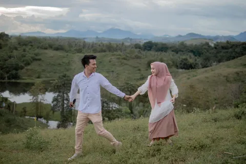 Foto sampul undangan Fachri & Fira